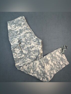 US Military ACU Digital Camouflage Cargo Pants Med Long Tactical Gorpcore